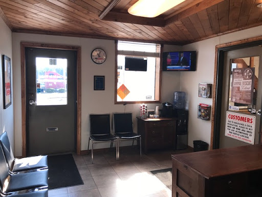 Auto Repair Shop «Woodard Automotive Inc.», reviews and photos, 18 Short St, Fredericksburg, VA 22405, USA