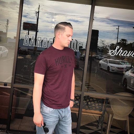 Barber Shop «A & D Barber Shop», reviews and photos, 914 E Camelback Rd SUITE 8, Phoenix, AZ 85014, USA