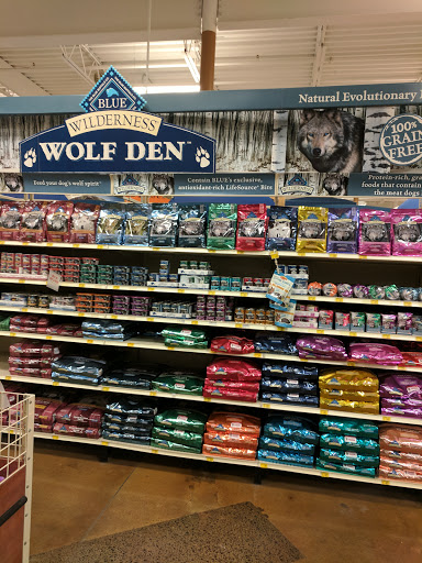 Pet Supply Store «PetSmart», reviews and photos, 10 Hazard Ave, Enfield, CT 06082, USA