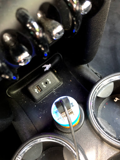 Car Wash «Carmel Car Wash: GM- Jorge Gamez», reviews and photos, 6140 E Mockingbird Ln, Dallas, TX 75214, USA