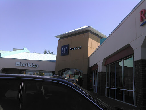 Shopping Mall «Columbia Gorge Outlets», reviews and photos, 450 NW 257th Way, Troutdale, OR 97060, USA