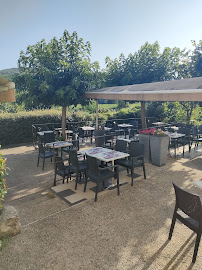 Atmosphère du Restaurant Le P'tit Popie à Tour-de-Faure - n°1