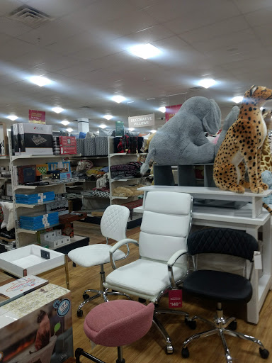 Department Store «HomeGoods», reviews and photos, 1644 Merrick Rd, Merrick, NY 11566, USA