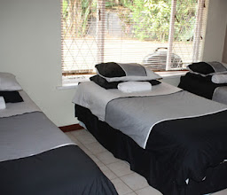 THE COTTAGES BACKPACKERS photo