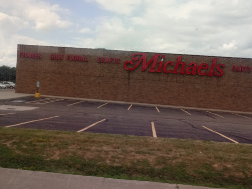 Craft Store «Michaels», reviews and photos, 697 Howe Ave, Cuyahoga Falls, OH 44221, USA