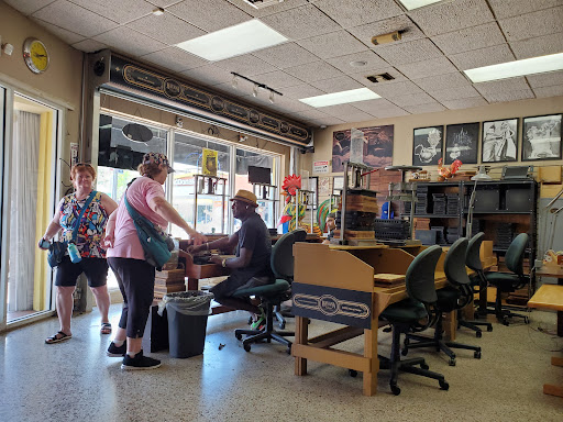 Movie Theater «Tower Theater», reviews and photos, 1508 SW 8th St, Miami, FL 33135, USA