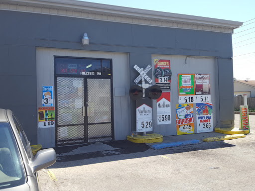 Tobacco Shop «Discount Tobacco», reviews and photos, 2117 W 8th St, Muncie, IN 47302, USA