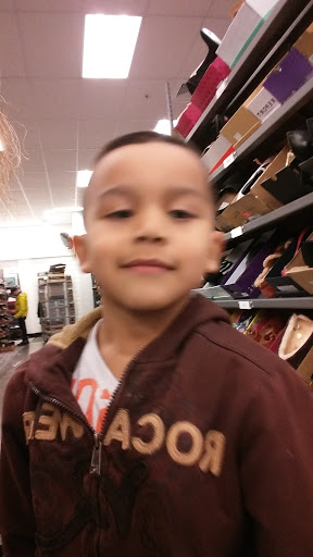 Department Store «Nordstrom Rack East Bay Bridge Shopping Center», reviews and photos, 3839 Emery St, Emeryville, CA 94608, USA