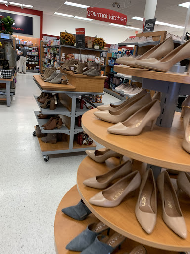 Department Store «T.J. Maxx», reviews and photos, 1850 Rio Hill Center, Charlottesville, VA 22901, USA