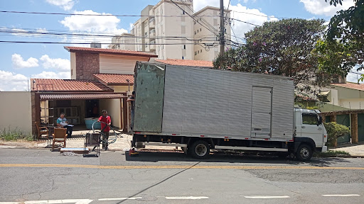 Logo da empresa - GG Mudanças, consertos e reparos