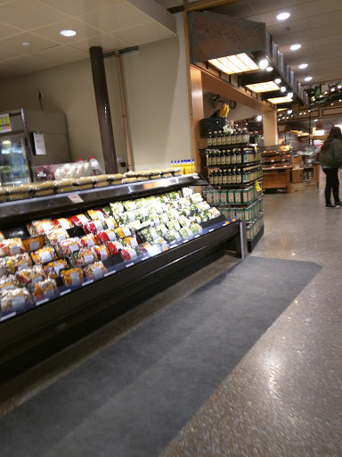 Supermarket «Wegmans», reviews and photos, 15 Woodbridge Center Dr, Woodbridge, NJ 07095, USA