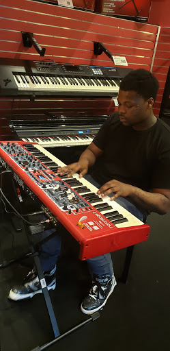 Music Store «Guitar Center», reviews and photos, 186 Banks Crossing, Fayetteville, GA 30214, USA