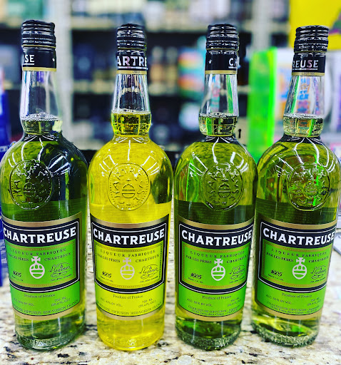 Liquor Store «Paradise Liquor», reviews and photos, 3237 Hilton Rd, Ferndale, MI 48220, USA