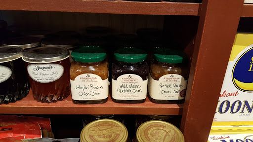 American Restaurant «Cracker Barrel Old Country Store», reviews and photos, 4011 Ulmerton Rd, Clearwater, FL 33762, USA