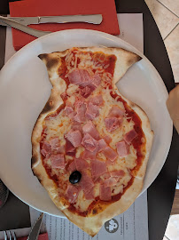 Pizza du Restaurant italien L'Amphora à Sablé-sur-Sarthe - n°15