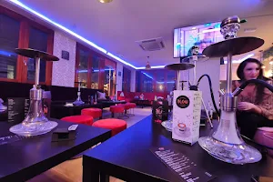 Blow Premium Shisha Lounge Granada image