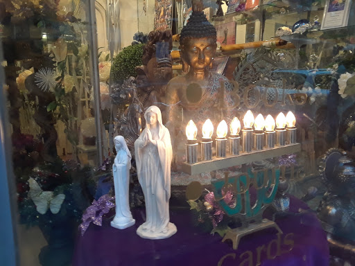 Book Store «Garland of Letters Bookstore», reviews and photos, 527 South St, Philadelphia, PA 19147, USA