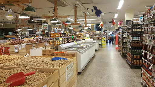 Grocery Store «Horrocks Farm Market», reviews and photos, 235 Capital Ave SW, Battle Creek, MI 49037, USA