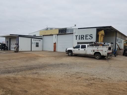 Truck Repair Shop «Hodges Auto & Truck Services», reviews and photos, 2762 US-287, Decatur, TX 76234, USA