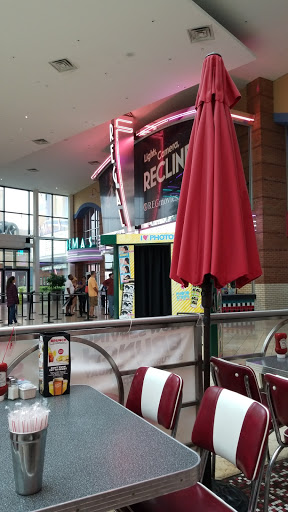 Movie Theater «Regal Cinemas Citrus Park 20», reviews and photos, 7999 Citrus Park Town Center Mall, Tampa, FL 33625, USA