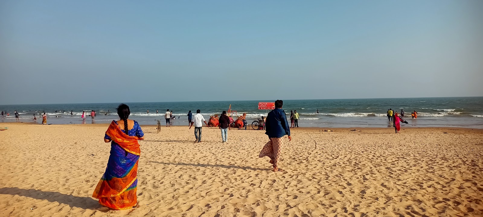 Photo de Suryalanka Beach avec un niveau de propreté de partiellement propre