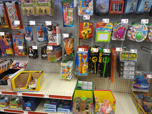 Dollar Store «FAMILY DOLLAR», reviews and photos, 4007 Pelham St, Dearborn Heights, MI 48125, USA