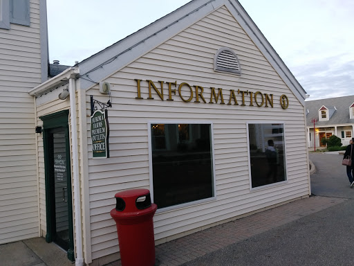 Shopping Mall «Aurora Farms Premium Outlets», reviews and photos, 549 S Chillicothe Rd, Aurora, OH 44202, USA