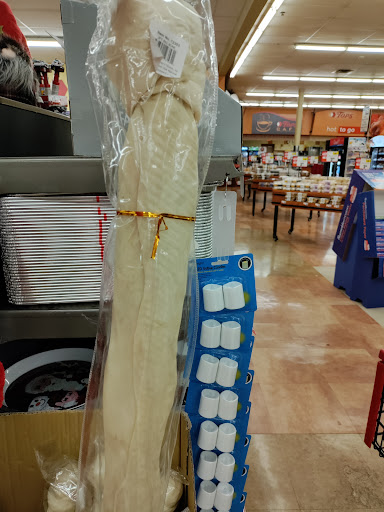 Supermarket «Tops Friendly Market», reviews and photos, 620 Nottingham Rd, Syracuse, NY 13210, USA