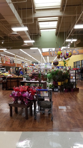 Grocery Store «Kroger», reviews and photos, 55 W Schrock Rd, Westerville, OH 43081, USA
