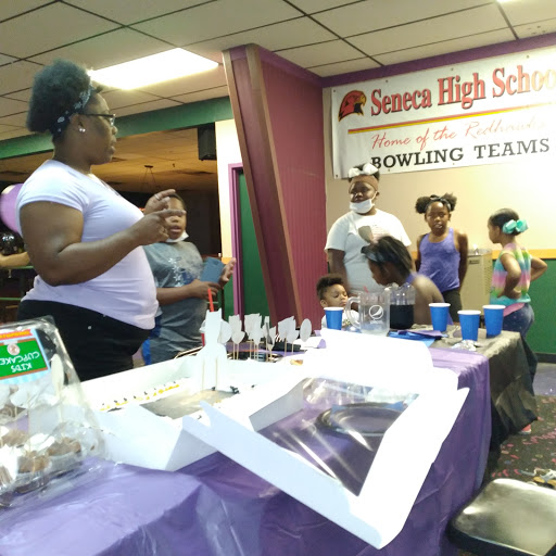 Bowling Alley «Strike & Spare Family Fun Center», reviews and photos, 6220 Shepherdsville Rd, Louisville, KY 40228, USA