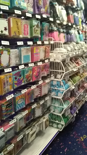 Office Supply Store «Staples», reviews and photos, 910 Wolcott St #13, Waterbury, CT 06705, USA