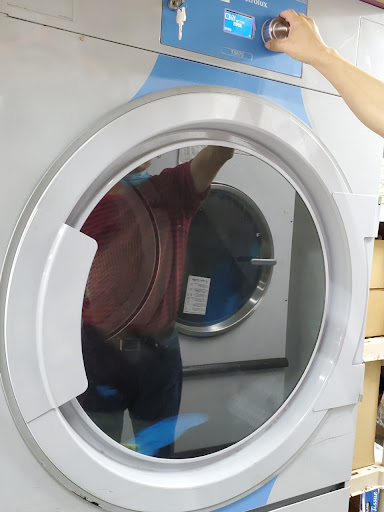 Dry Cleaner «Professional Cleaners», reviews and photos, 6000 Medlock Bridge Pkwy A-100, Johns Creek, GA 30022, USA