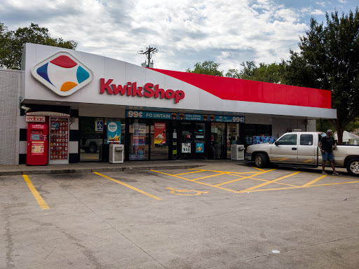 Convenience Store «Kwik Shop», reviews and photos, 2809 E Douglas Ave, Wichita, KS 67211, USA