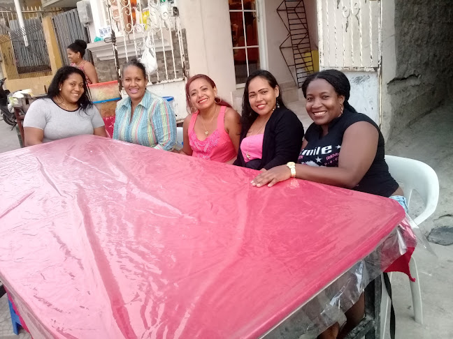X8FR+H59, Manabi, Esmeraldas