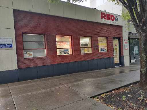 Copy Shop «REDe Print n Shop», reviews and photos, 1915 SW 6th Ave, Portland, OR 97201, USA