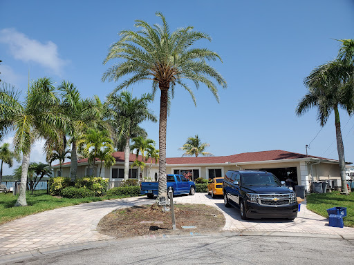 Roofing Contractor «Alvarez Home Repairs, LLC», reviews and photos, 13101 Automobile Blvd, Clearwater, FL 33762, USA