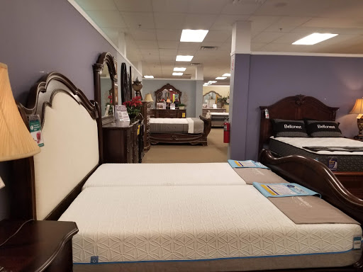 Furniture Store «Raymour & Flanigan Furniture and Mattress Store», reviews and photos, 2795 Richmond Ave, Staten Island, NY 10314, USA