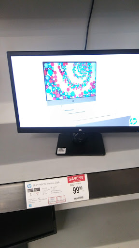 Office Supply Store «Staples», reviews and photos, 19141 Golden Valley Rd, Santa Clarita, CA 91387, USA