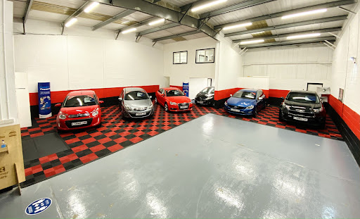 R Turner Cars
