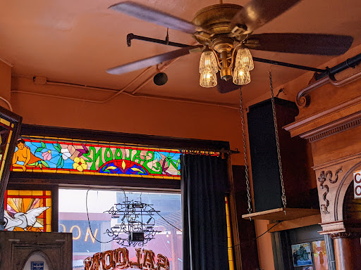 Book Store «City Lights Booksellers & Publishers», reviews and photos, 261 Columbus Ave, San Francisco, CA 94133, USA