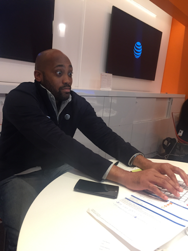 Cell Phone Store «AT&T», reviews and photos, 10001 Research Blvd #130, Austin, TX 78759, USA