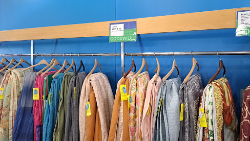Thrift Store «Goodwill», reviews and photos