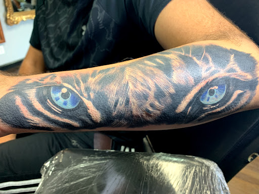 Tattoo Shop «Jerzey Ink Tattoo», reviews and photos, 528 Harrison Ave, Harrison, NJ 07029, USA