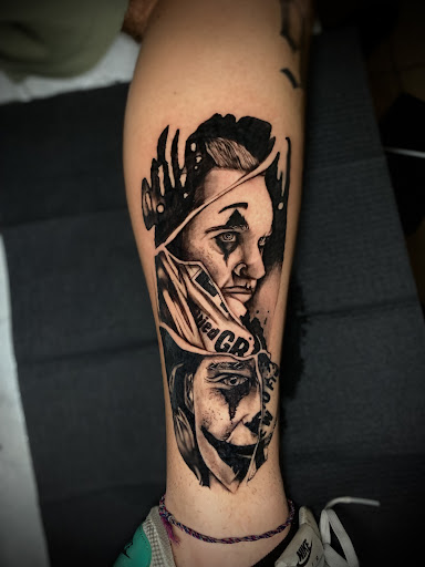 Explore flower wrist tattoo ideas, creative tattoo ideas in Houston, available at 333 Tattoo Studio HTX