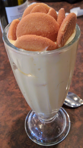 Barbecue Restaurant «Red Hot & Blue-Fairfax, VA», reviews and photos, 4150 Chain Bridge Rd, Fairfax, VA 22030, USA