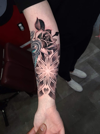 Explore chevy bowtie tattoo ideas, creative tattoo ideas in Albuquerque, available at Urban Inkology Tattoo Studio (Coors)