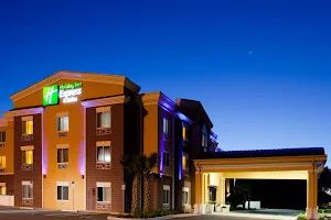 Holiday Inn Express & Suites Brooksville-I-75, an IHG Hotel image