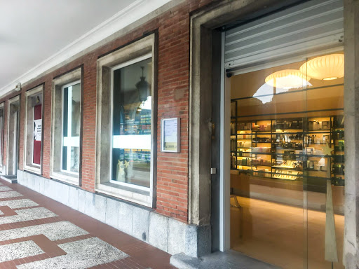 Información y opiniones sobre Farmacia La Moraleja de Alcobendas