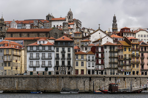 Porto by the River 1