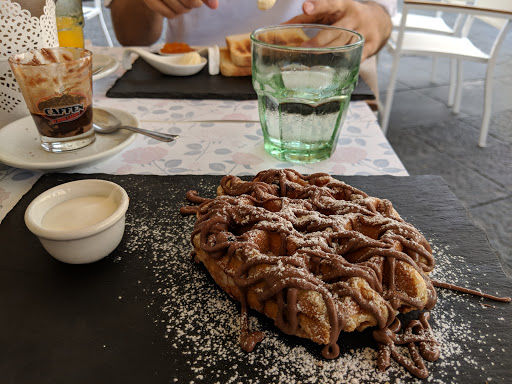 Il tempo del vino e delle rose - Caffè & Bistrot Letterario